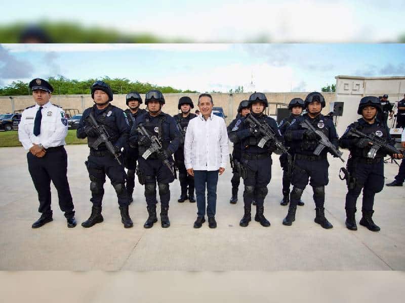 Presenta Carlos Joaquín el despliegue de actividades y programas que la Policía Quintana Roo realizó durante su gestión