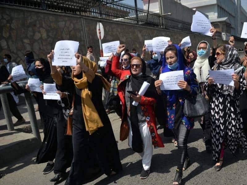 Mujeres afganas piden que ONU actúe para garantizar sus derechos