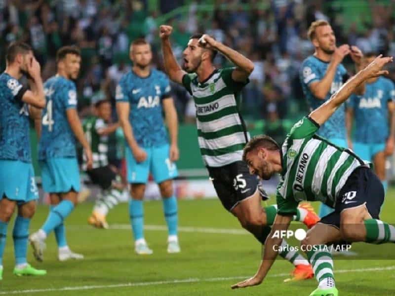 Sporting de Lisboa sorprende al Tottenham con dos goles en el descuento