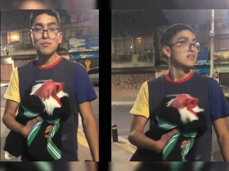 Joven se viraliza en TikTok tras salir con su gallo envuelto durante sismo