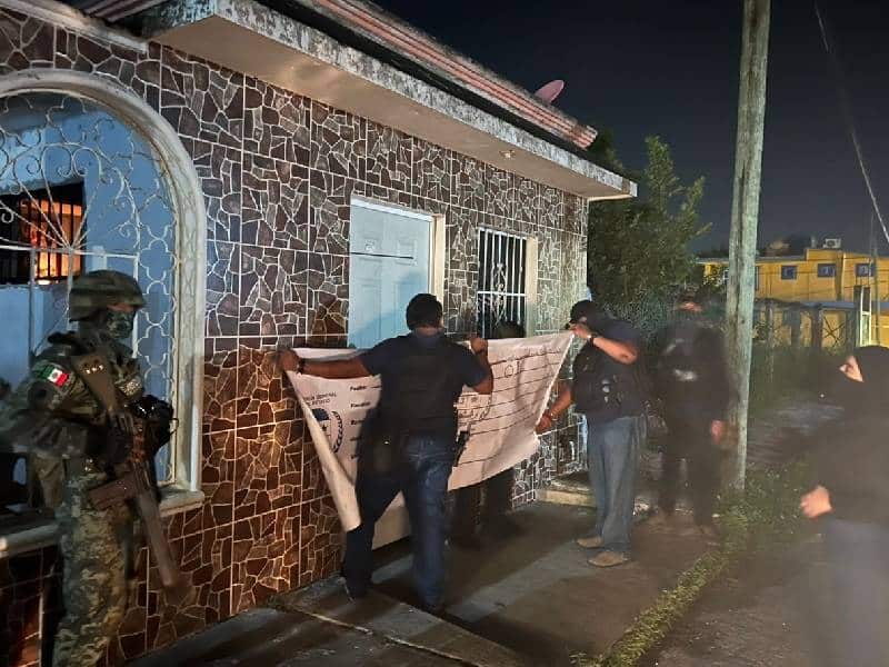 Detienen a una persona y aseguran drogas y vehículo en Cozumel