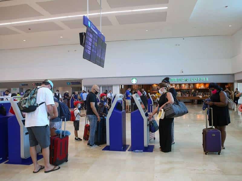 El Aeropuerto de Cancún, con 460 operaciones y una conexión con 18 países