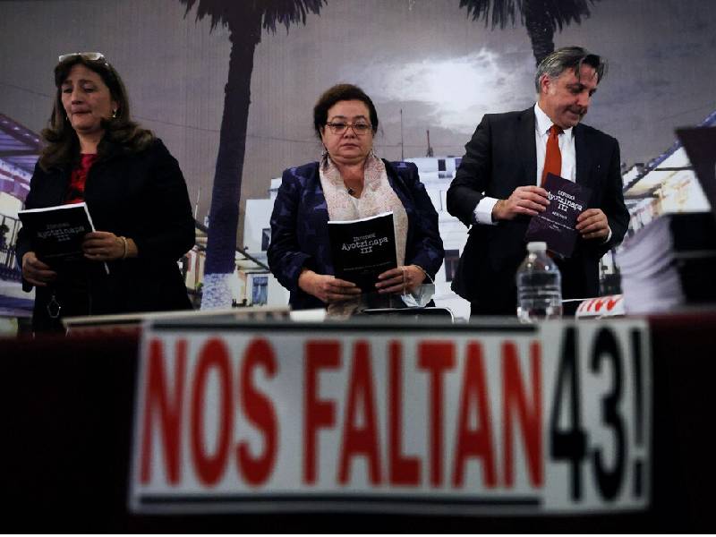 GIEI pide prórroga de un mes para continuar investigación del caso Ayotzinapa