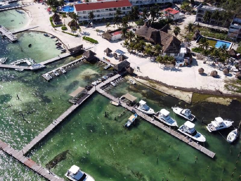 El 18 de octubre, jornada de limpieza del Canal Nizuc en la zona hotelera de Cancún