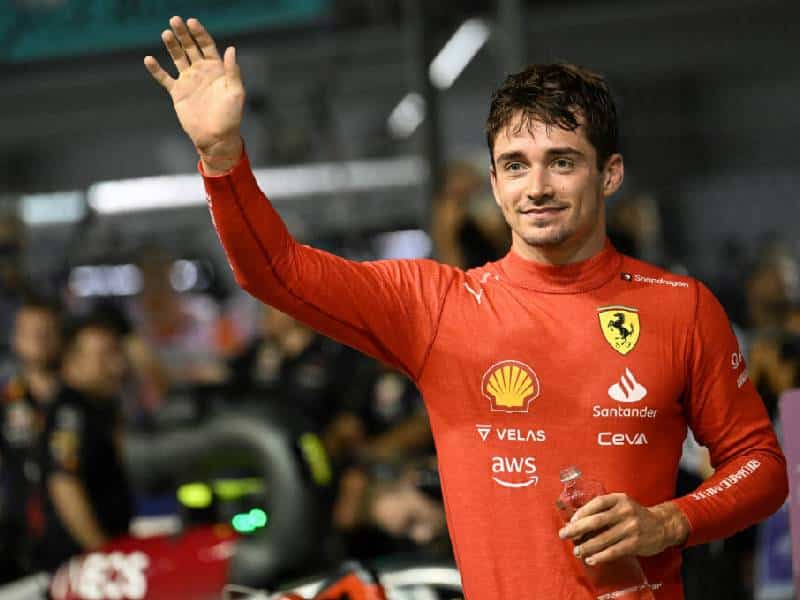 Charles Leclerc logra la “pole position” en el GP de Singapur; Checo Pérez saldrá en 2do
