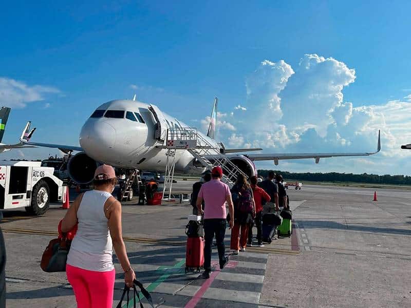 El aeropuerto de Cancún, con 477 operaciones y una conexión con 19 países