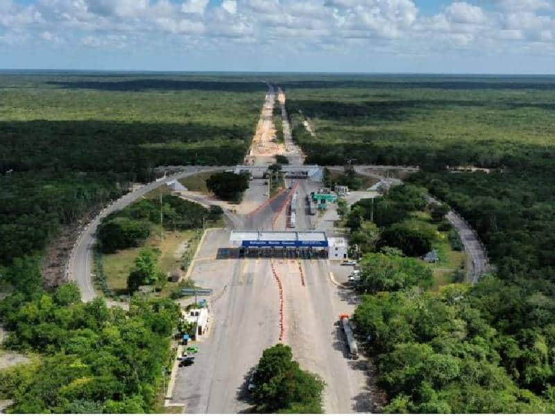 Transportistas demandan mejores condiciones en la Mérida- Cancún