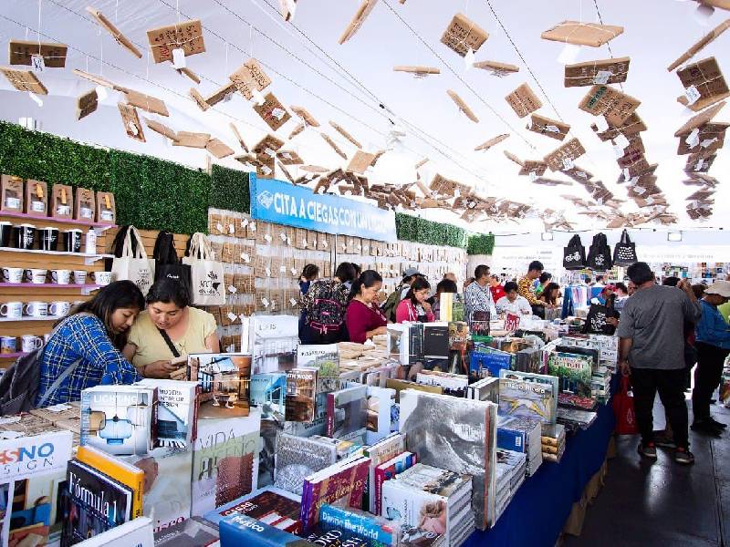 Vuelve Feria Internacional del Libro a la CDMX