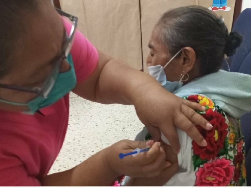 Jornada de vacunación contra influenza arranca en Lázaro Cárdenas