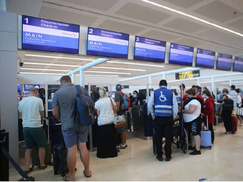 El aeropuerto de Cancún, con 460 operaciones para este día