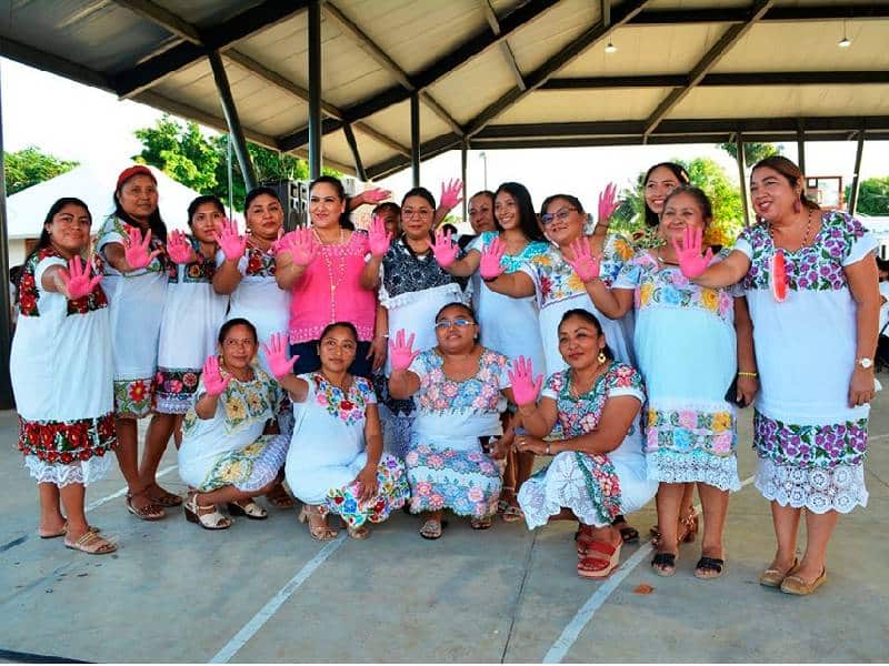 Ayuntamiento de Carrillo Puerto incluye a hombres en estrategia contra el cáncer de mama