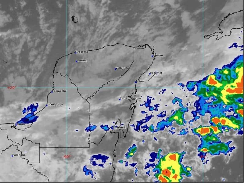 La lluvias dispersas no ceden en Cancún