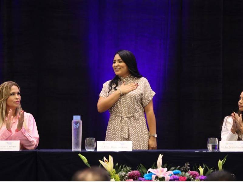 Alcaldesa de Puerto Morelos destaca importancia de trabajo en equipo para potenciar turismo