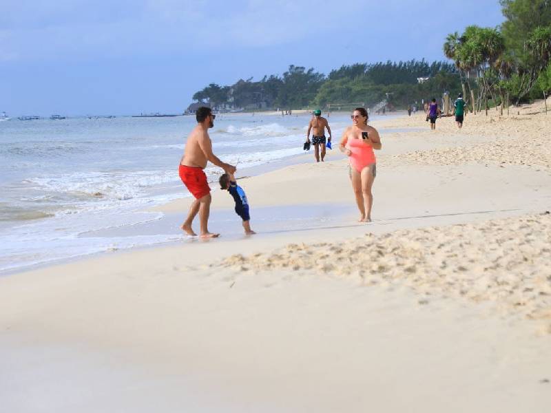 Pretenden restituir Playa en Puerto Morelos