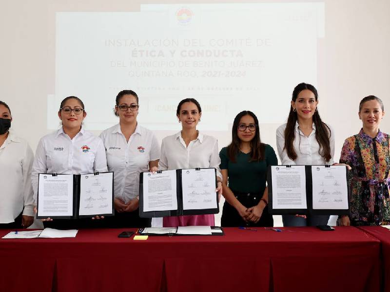 Instala Ana Patricia Peralta comité de ética y conducta de BJ 2021-2024