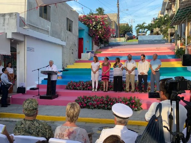 Ponen en marcha en Isla Mujeres el programa federal “Rutas Mágicas del color”