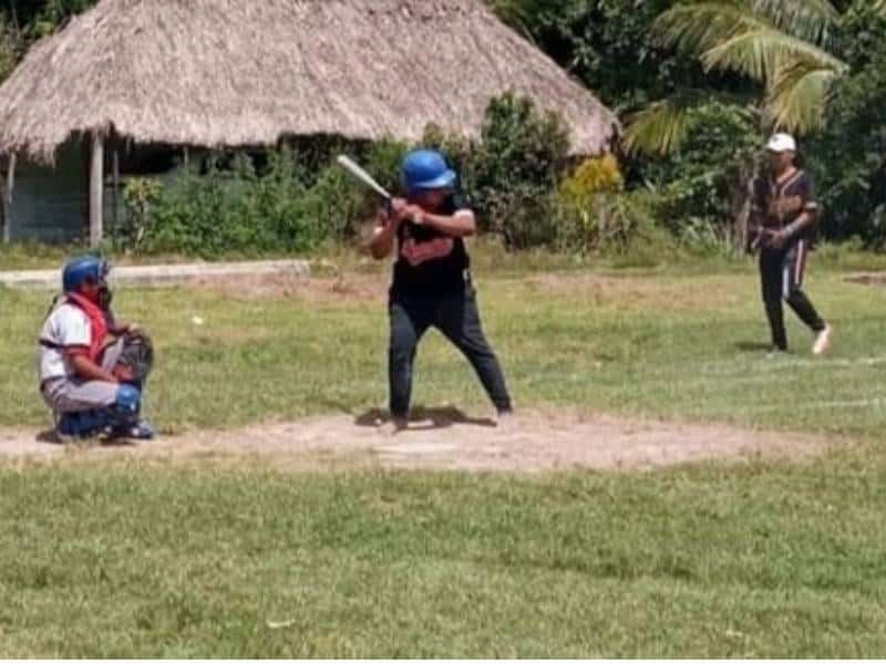 En la recta final Liga de Béisbol Infantil Prejunior de la Zona Rural de Bacalar.