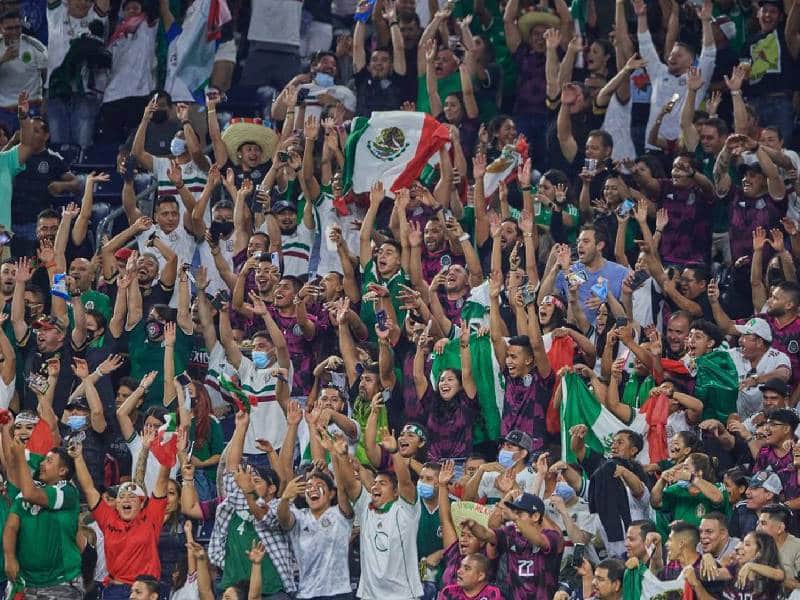 FIFA investiga grito homofóbico de mexicanos en el México vs Polonia