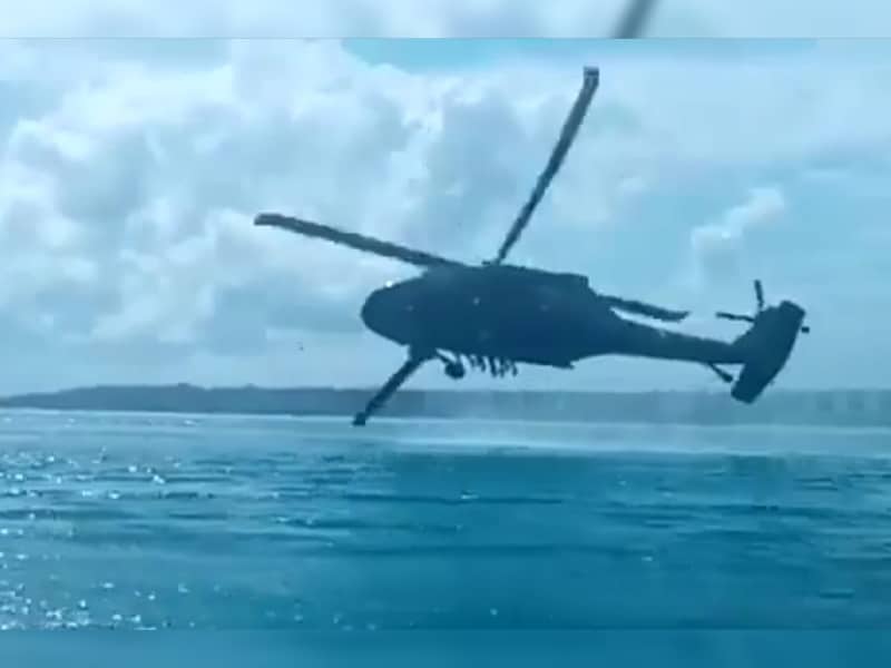 Helicóptero del ejército a punto de estrellarse en Bacalar