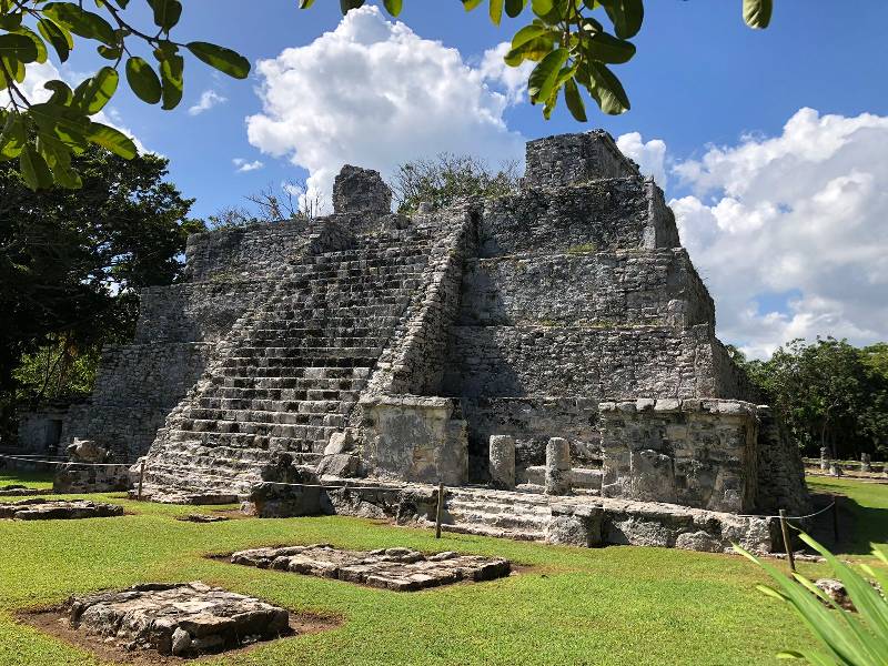 El Meco, el impresionante vestigio de los Mayas en Cancún