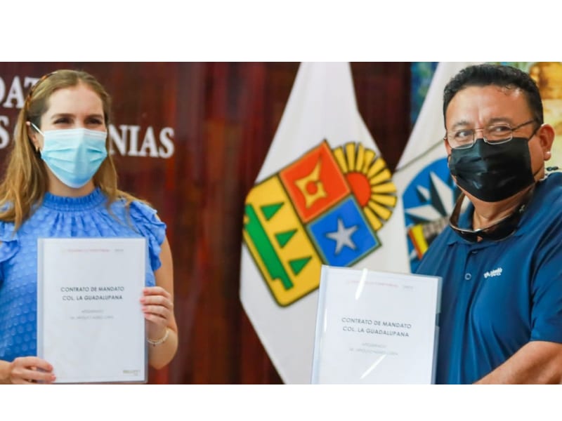 Realizan firma de contratos de mandato para la regularización de cinco colonias de la zona continental de Isla Mujeres