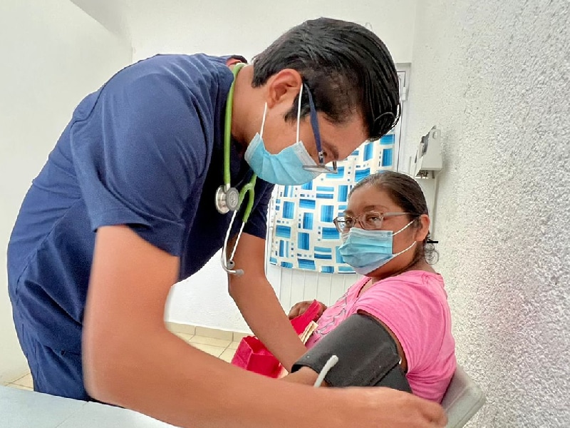 Amplían horario de servicios médicos en Isla Mujeres