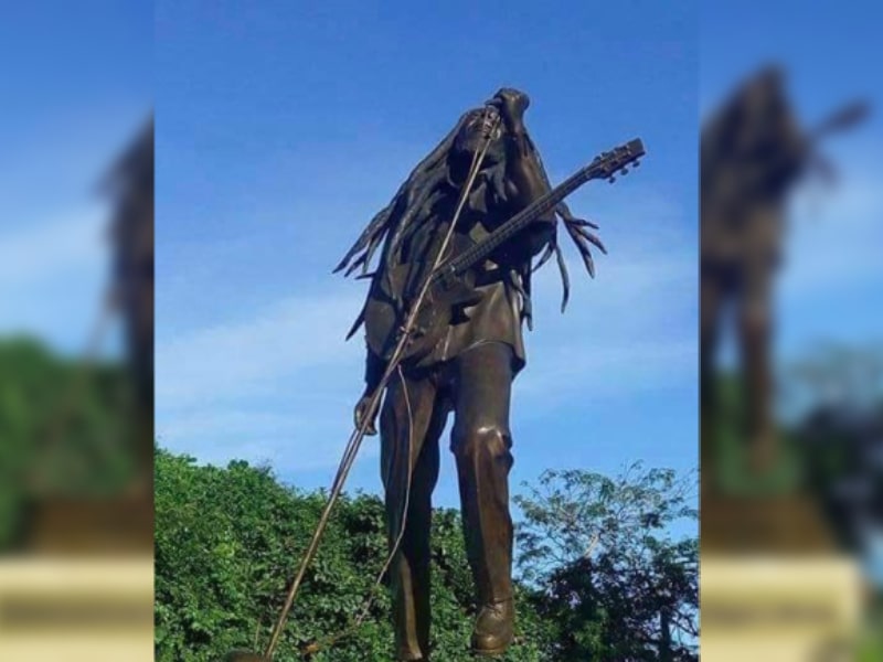 Ignoran paradero de estatua dedicada a Bob Marley, sustraída en Chetumal