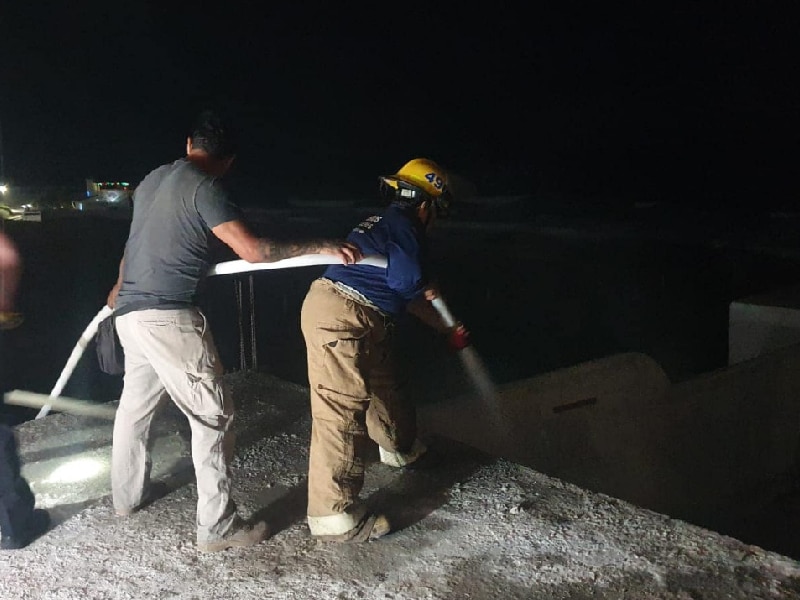 Incendio en Punta Sur de Isla Mujeres, no reportan lesionados ni daños graves