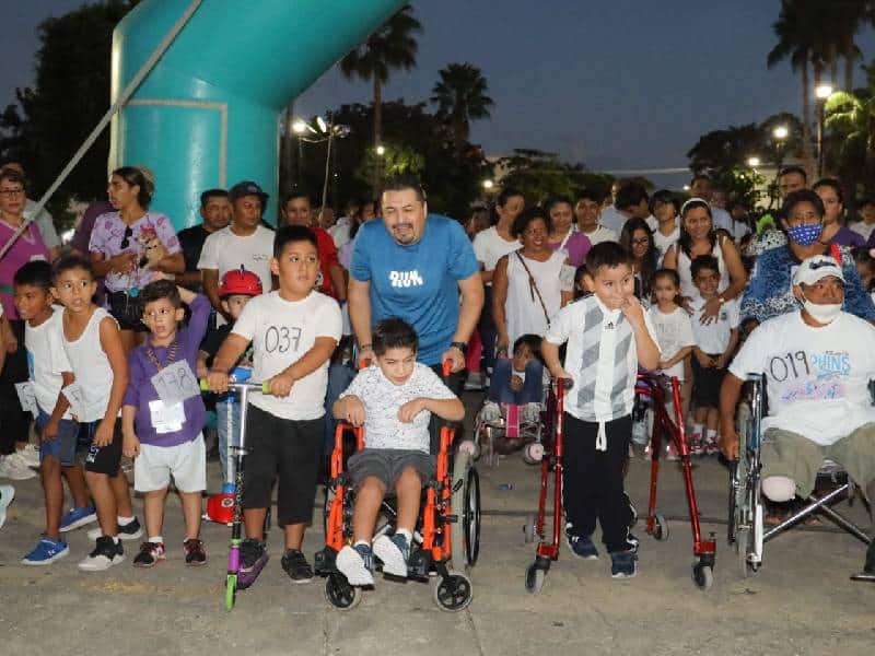 Realizan carrera por la discapacidad en Cozumel