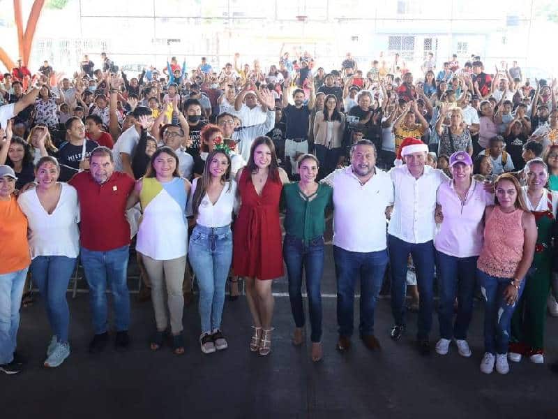 Llama Ana Patricia Peralta a unidad de cancunenses esta Navidad