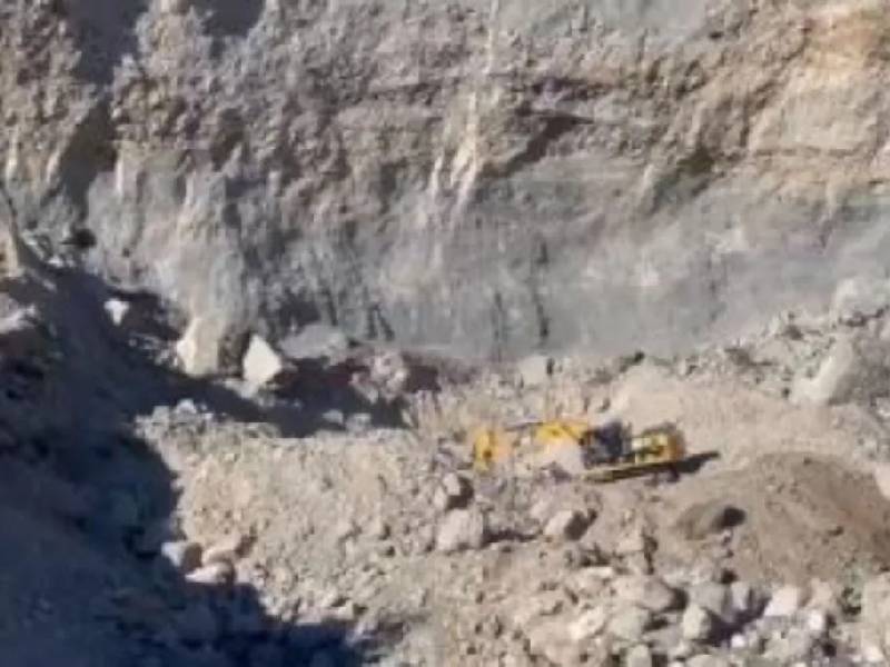 Reportan derrumbe en mina arenera en Morelos