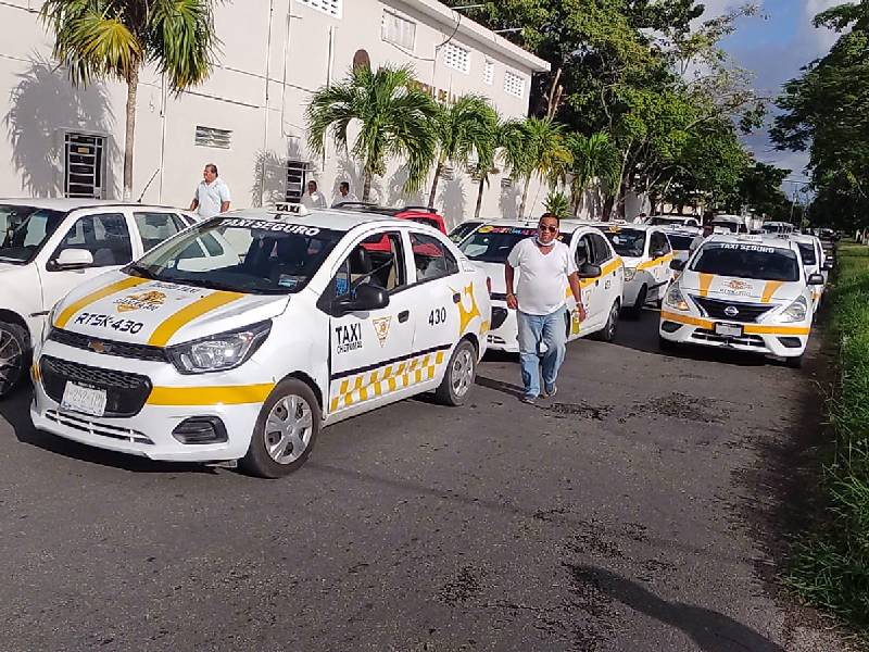 Imoveqroo alarga incertidumbre sobre incremento a tarifa de taxis