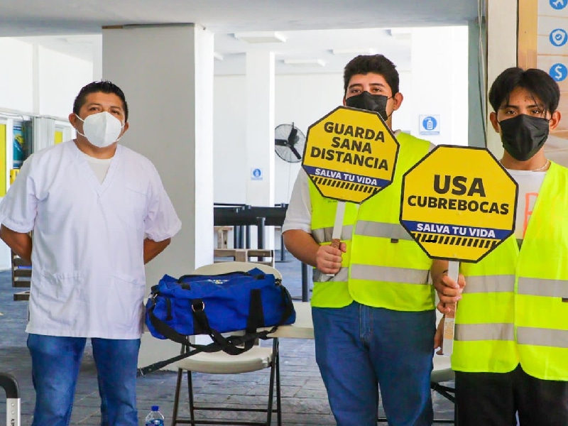 Reactivan brigadas de gorras amarillas en Isla Mujeres