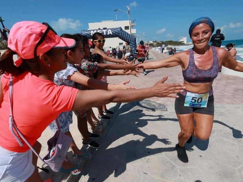 Arranca Ultra Marathon Nonstop 24 Horas en Isla Mujeres