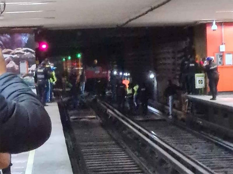 Así vivieron usuarios del Metro el choque de trenes en la Línea 3