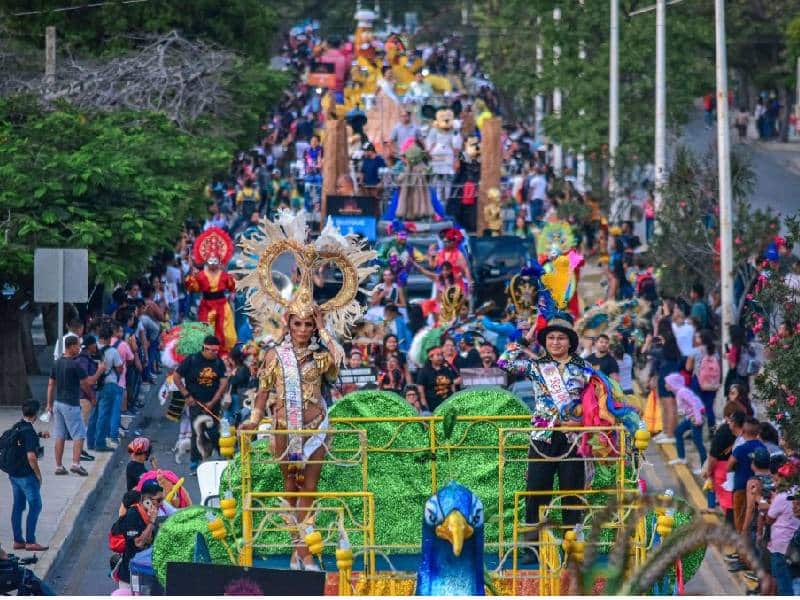 Recuperan tradición con Carnaval Cancún 2023