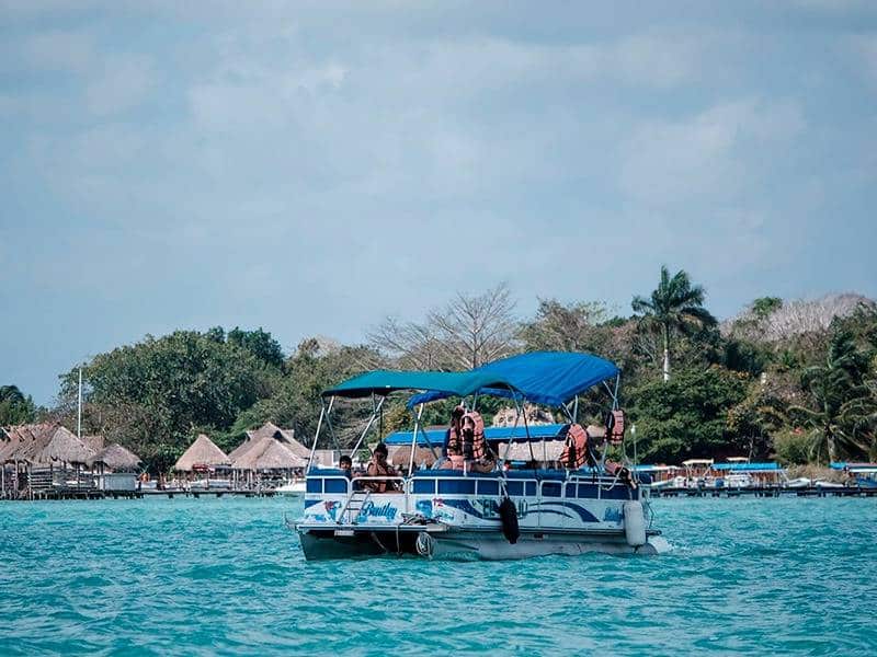Urgen mayor vigilancia de Capitanía de Puerto en la laguna de Bacalar