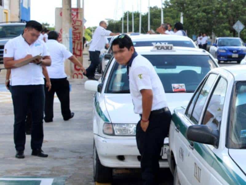 Taxistas de Cancún continuarán con la cacería contra Uber