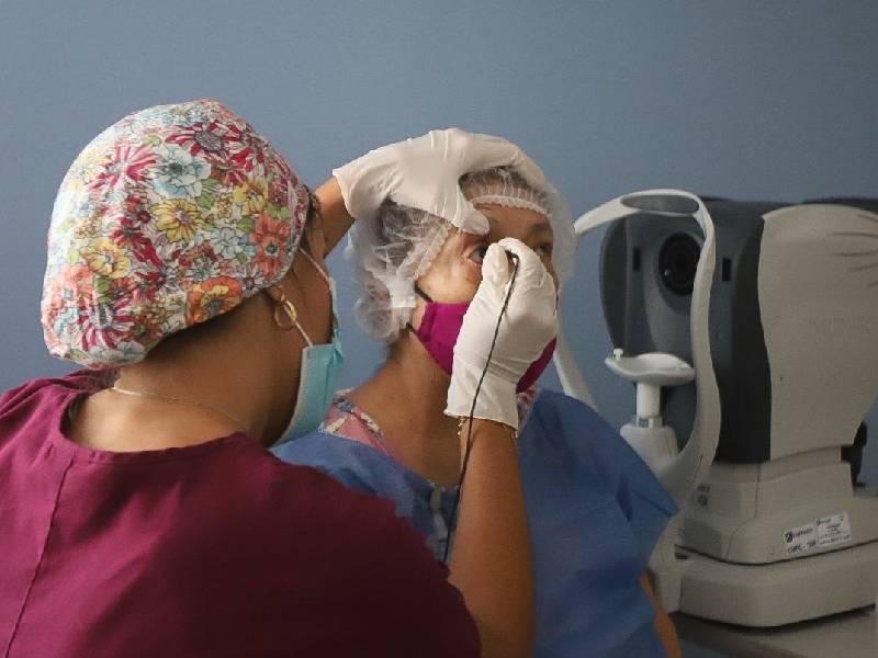 Ofrecerán en Puerto Morelos cirugía de cataratas y tratamientos contra el dolor