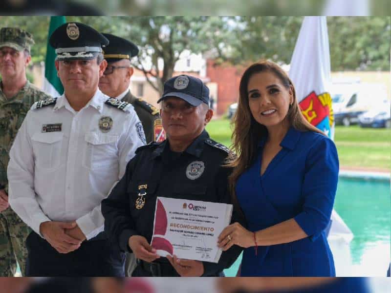 Profesionalismo y compromiso de la policía para los quintanarroenses, instruye Mara Lezama