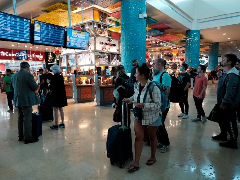 El aeropuerto de Cancún, con 586 operaciones y una conexión con 19 países