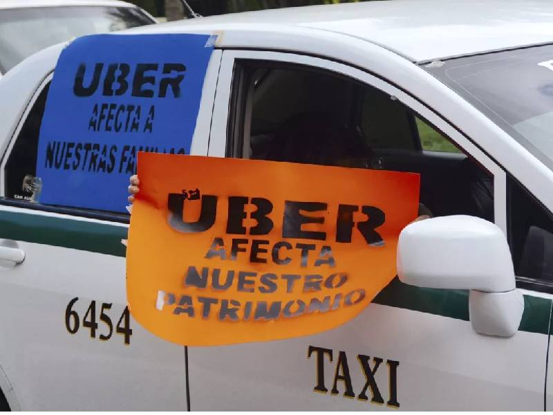 Por lo menos 500 denuncias por agresiones contra operadores de UBER en Cancún