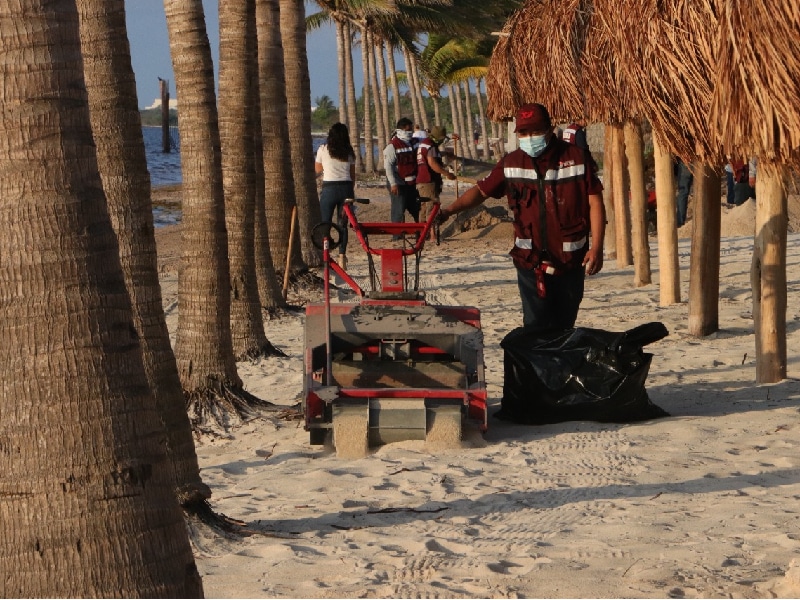 Garantiza gobierno de Ana Paty Peralta playas limpias de Cancún