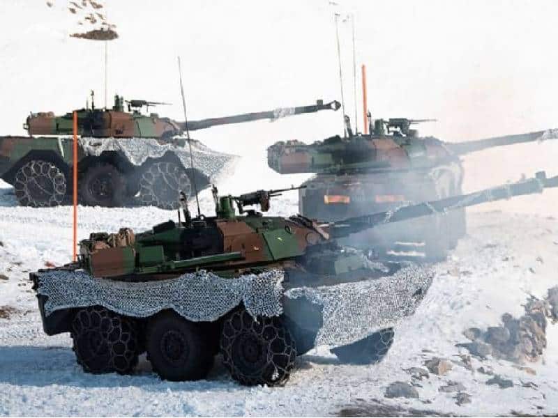 Mandan vehículos de combate ligero militar para Ucrania
