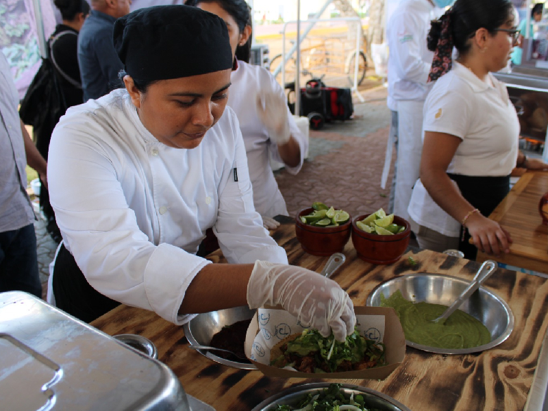 Productores de Leona Vicario llaman la atención en Festival Gastronómico del Caribe Mexicano