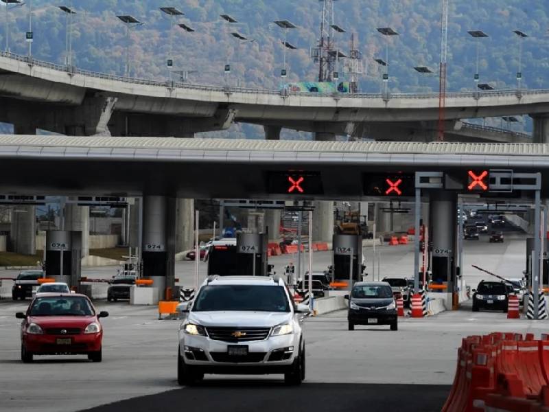 Anuncia SICT incremento de 7.82% a tarifas de autopistas
