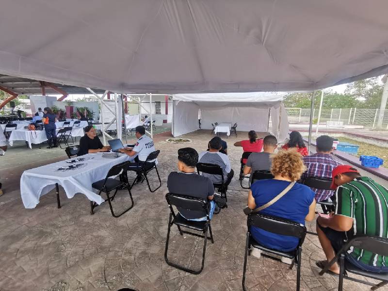Ofrecen Federación mil 500 plazas a Quintanarroenses