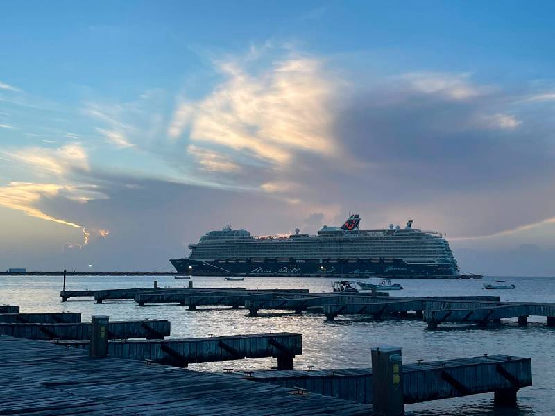 Cozumel recibió más de 400 mil visitantes en 137 cruceros en enero