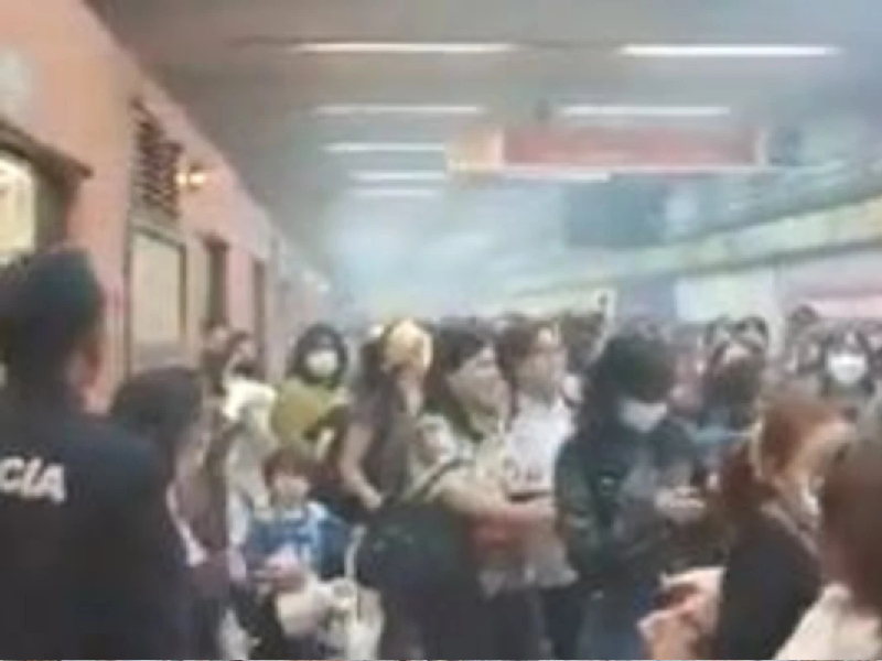 Reportan humo en estación Etiopía de la Línea 3 del Metro