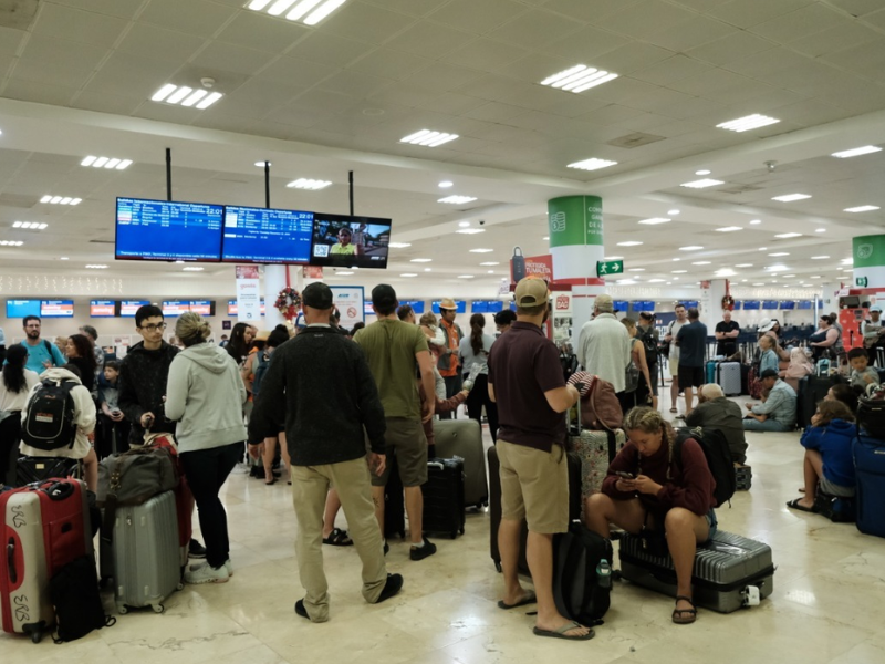 Lo hace de nuevo Aeropuerto de Cancún registra 600 vuelos diarios